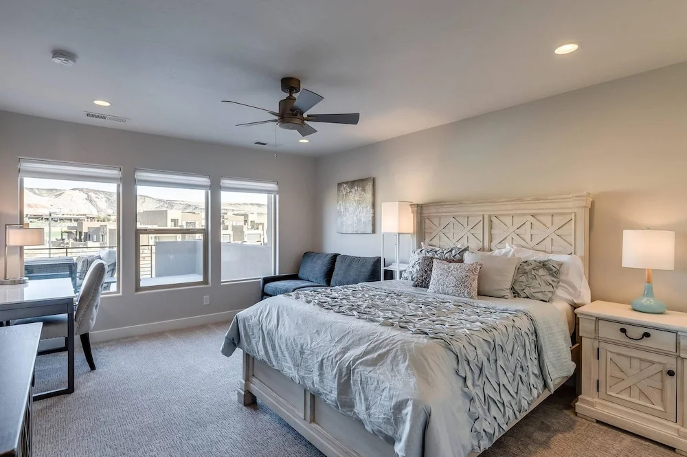 The Parade Home