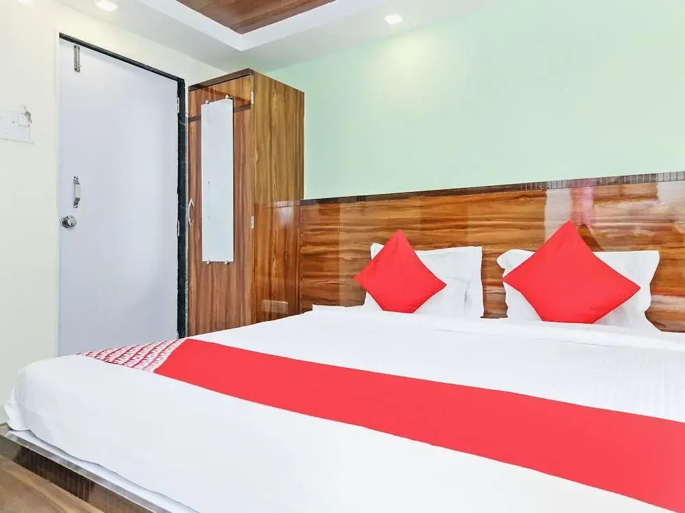 Shree Mahalaxmi by OYO Rooms