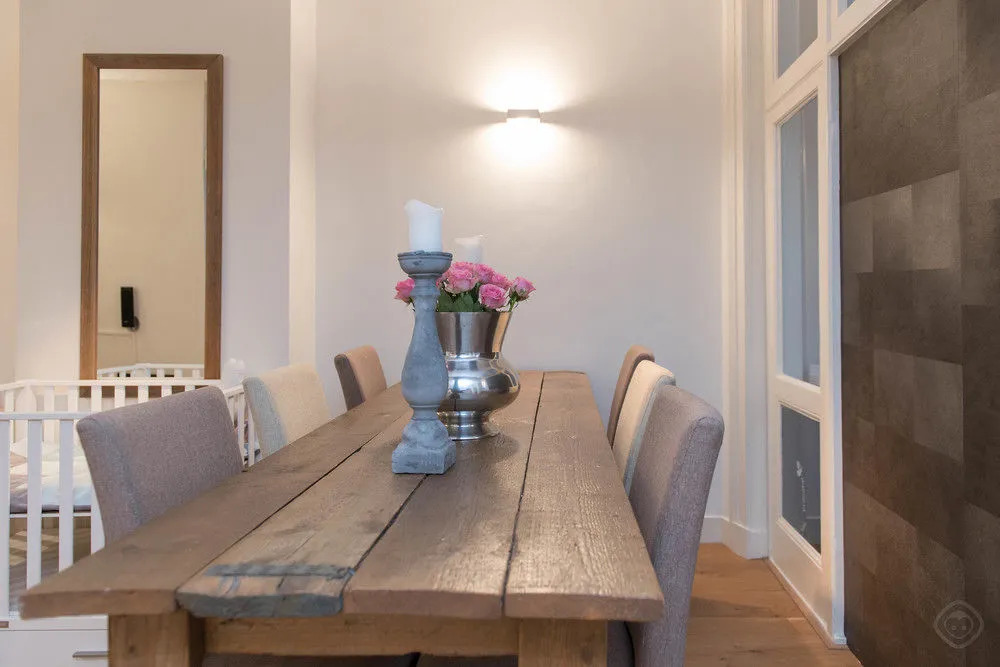 Oud-West Area Apartments