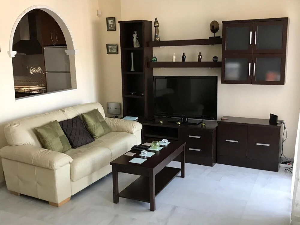 Stunning 2-Bed House in Nerja w. pool, a/c, garage