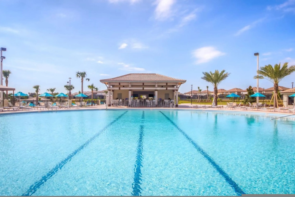 ChampionsGate 9 Bedroom Pool Home with Game Room 9 Home