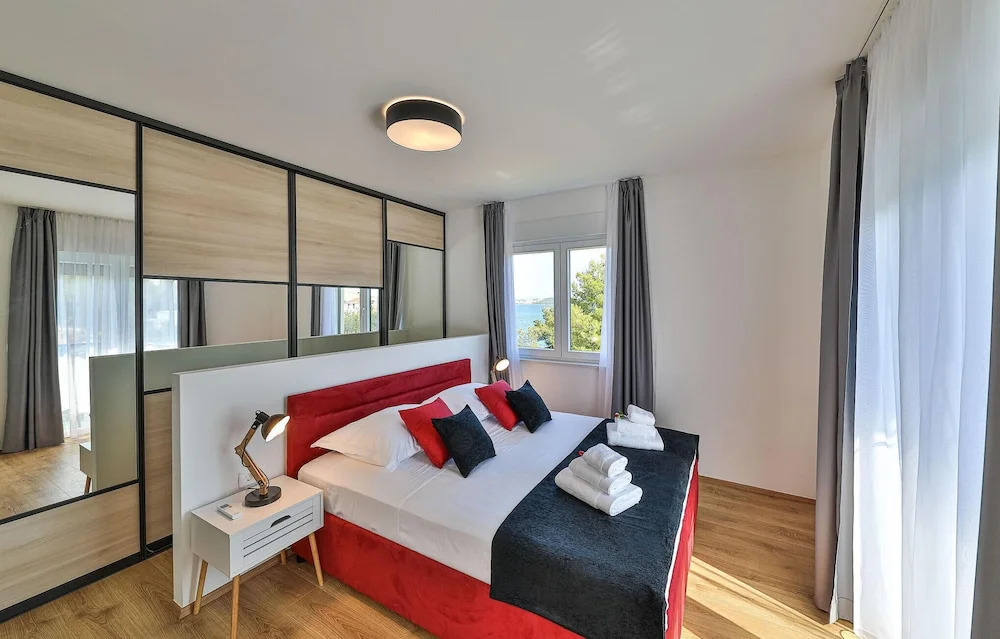 Nice Home in Seget Donji With 3 Bedrooms, Wifi and Outdoor Swimming Pool