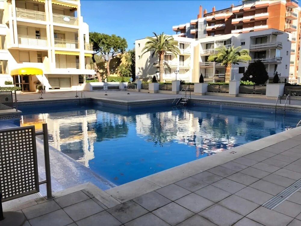 T&H Novelty 114 Family Apartment Salou
