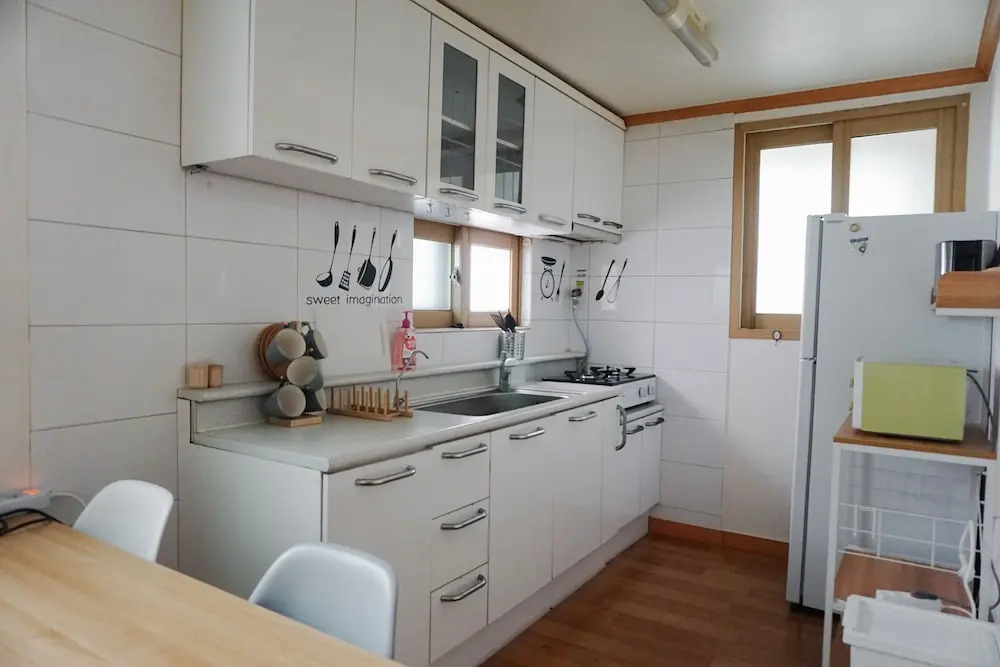 Hongdae One House Quad Room