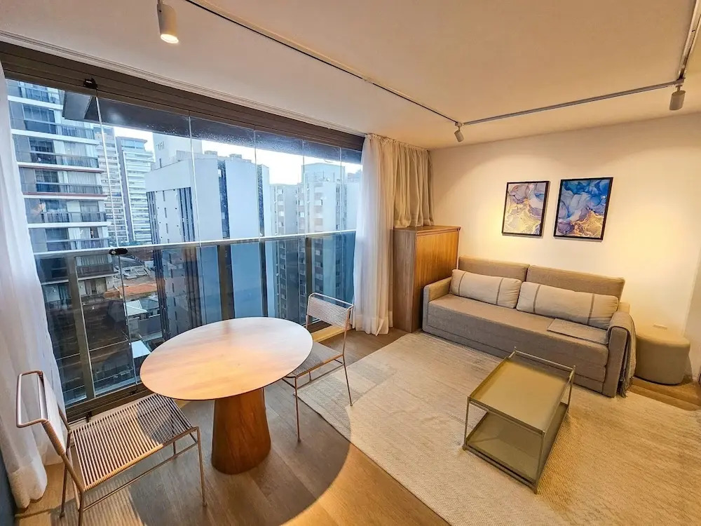 Studio na avenida 9 de julho III