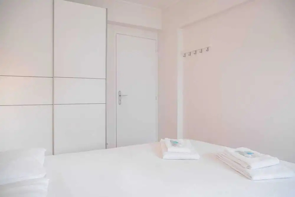 Peaceful and Serene 3 Bedroom Apartment in Lisbon