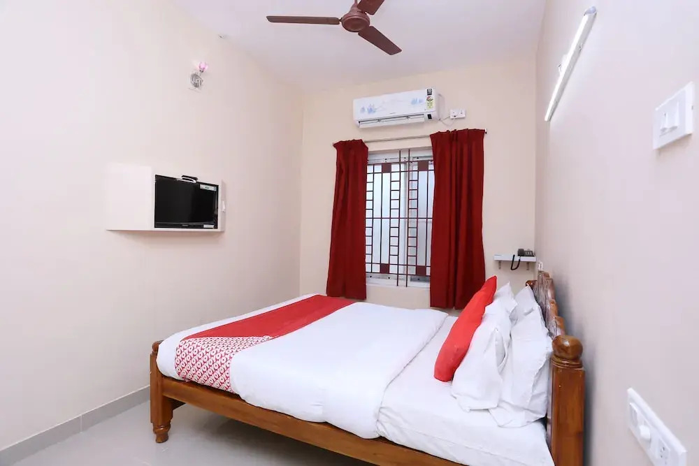 Vishaal Hotel by OYO Rooms
