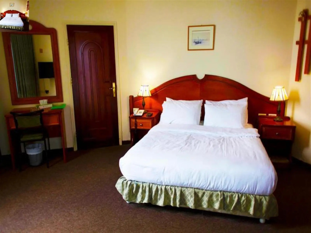 City Inn Palace Hotel