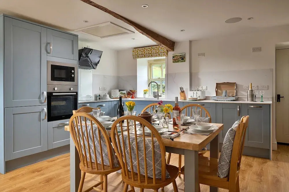 Beautiful Holiday Cottage in Chittlehampton, No Deposit