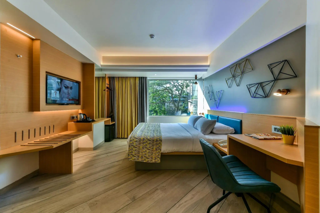 Indie Stays, BKC