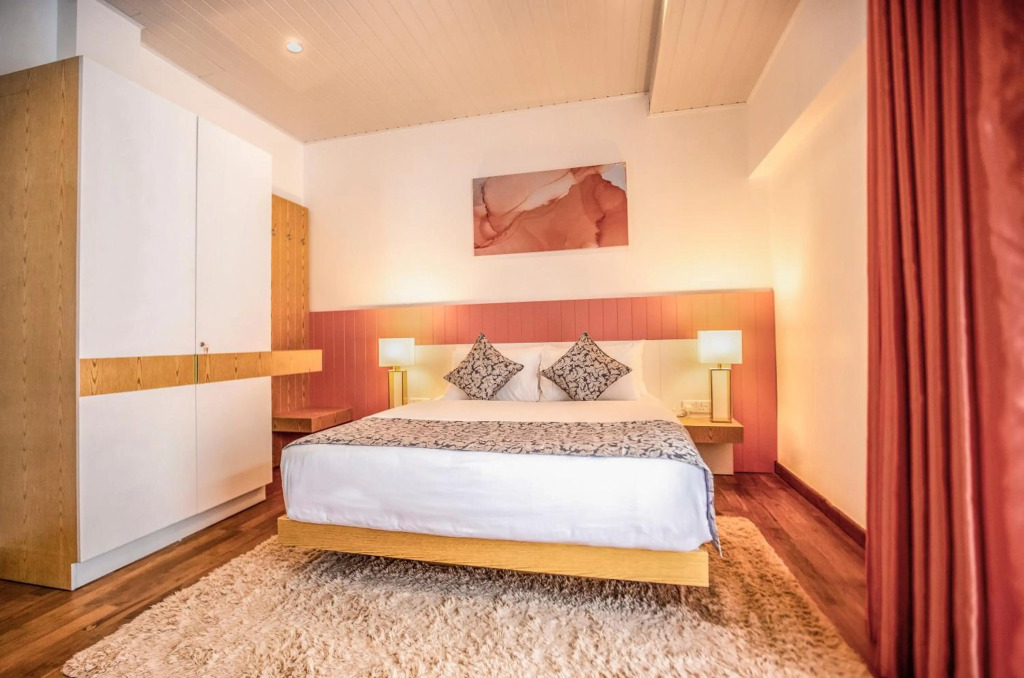 The Breeze Luxury Apartment