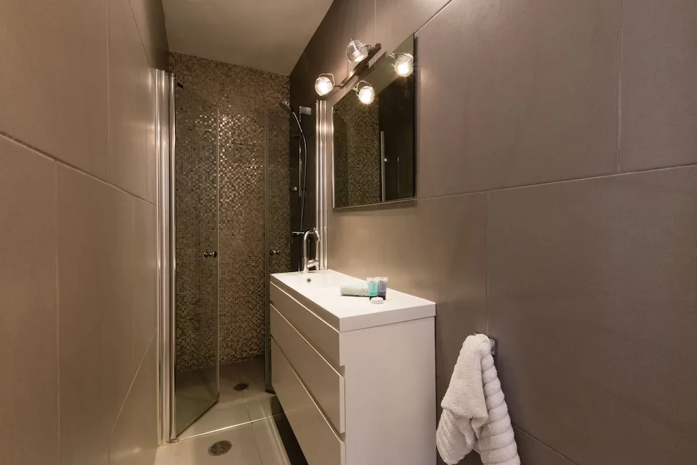 Comfort Family Apartment near Beach by FeelHome