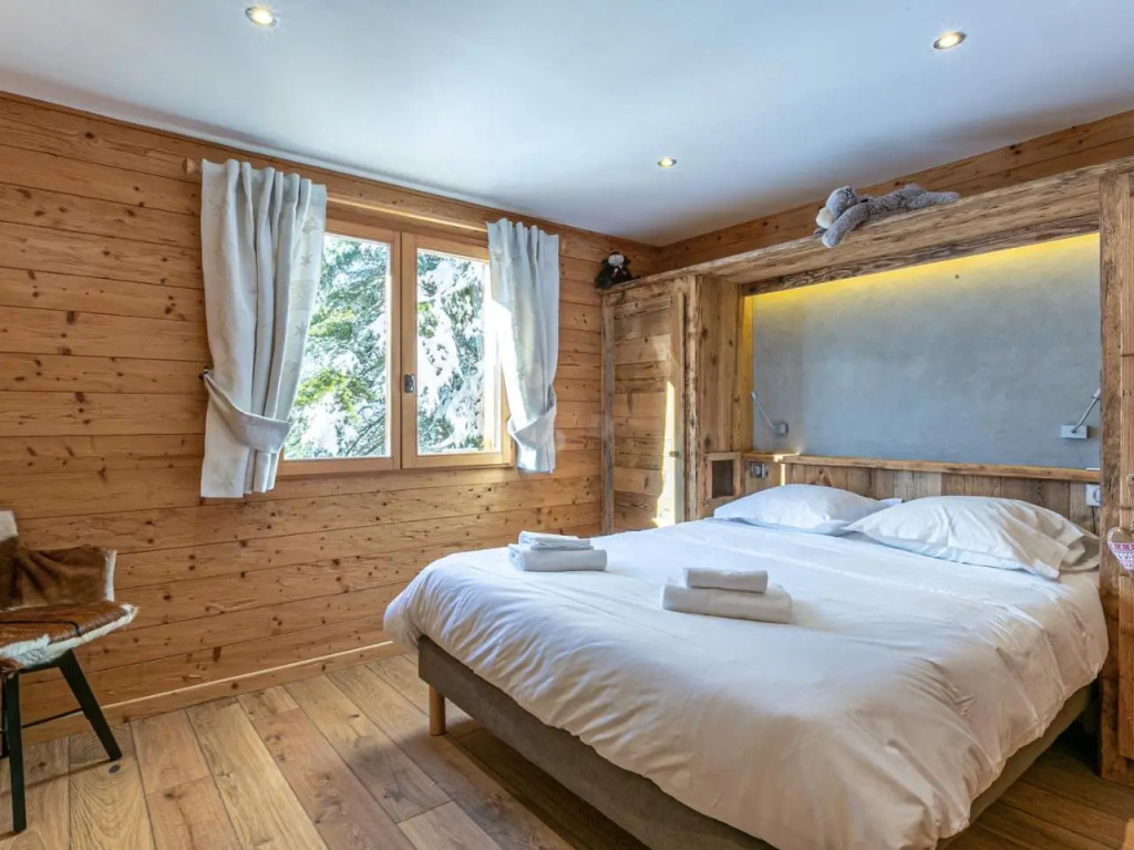 Chalet 4 Étoiles 13 Pers. à La Clusaz - Grande Terrasse, Garage, WIFI, Arrêt Skibus à Proximité - FR-1-437-81