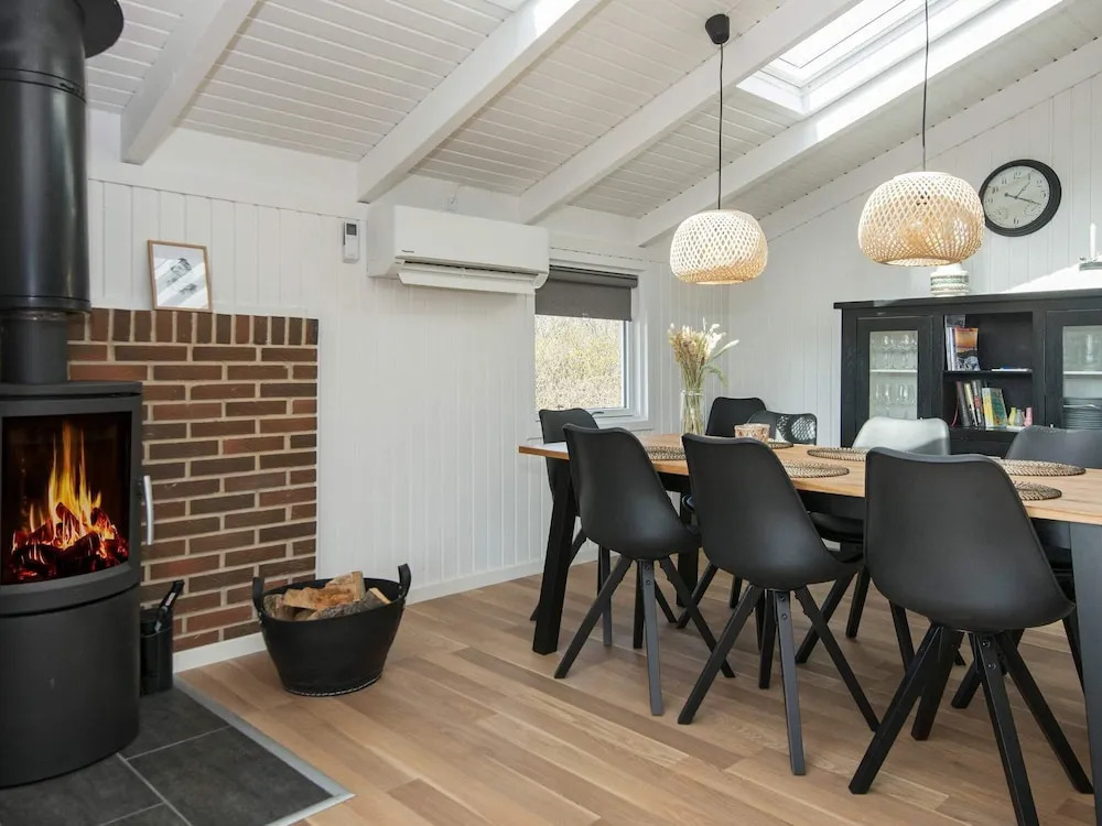 Nice Home In Hvide Sande With Sauna