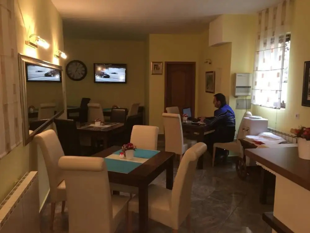 Motel Mejdan