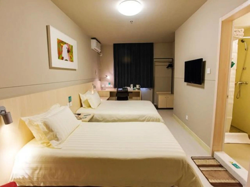Jinjiang Inn Nanchang Bayi Square Yongshu Road