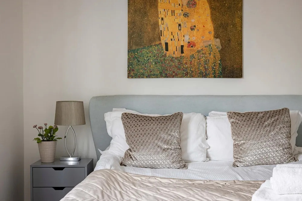 6 bedroom LUX House Next to Hyde Park Marble Arch