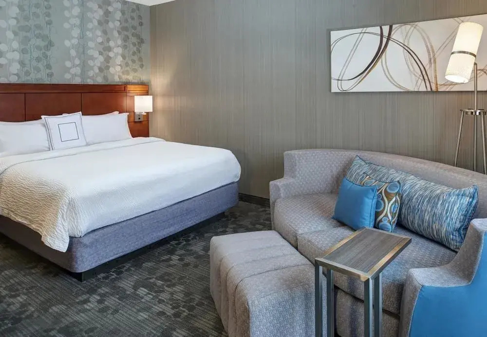Courtyard by Marriott Milwaukee Brookfield