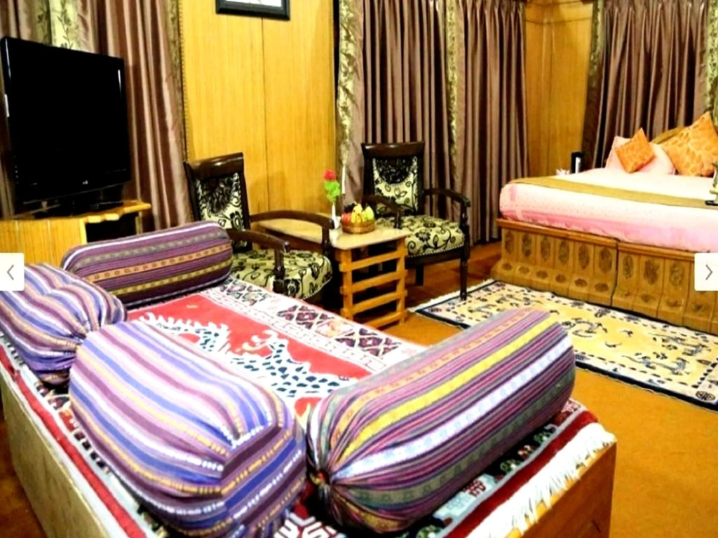 TIH Hotel Royal Palace