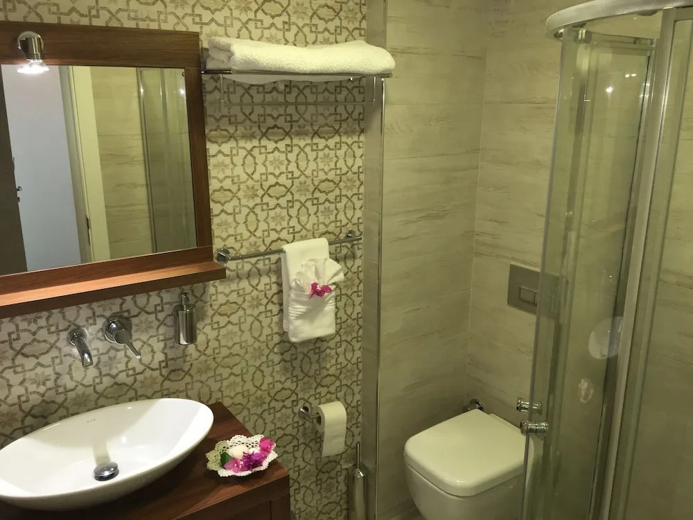 Nar Suites