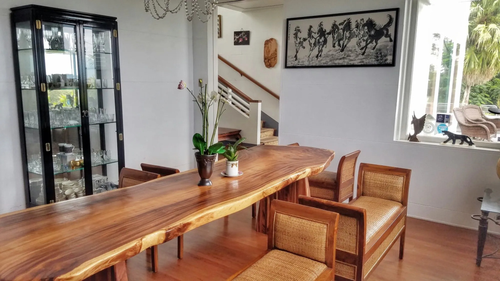 Hilltop Legacy Vacation Rental