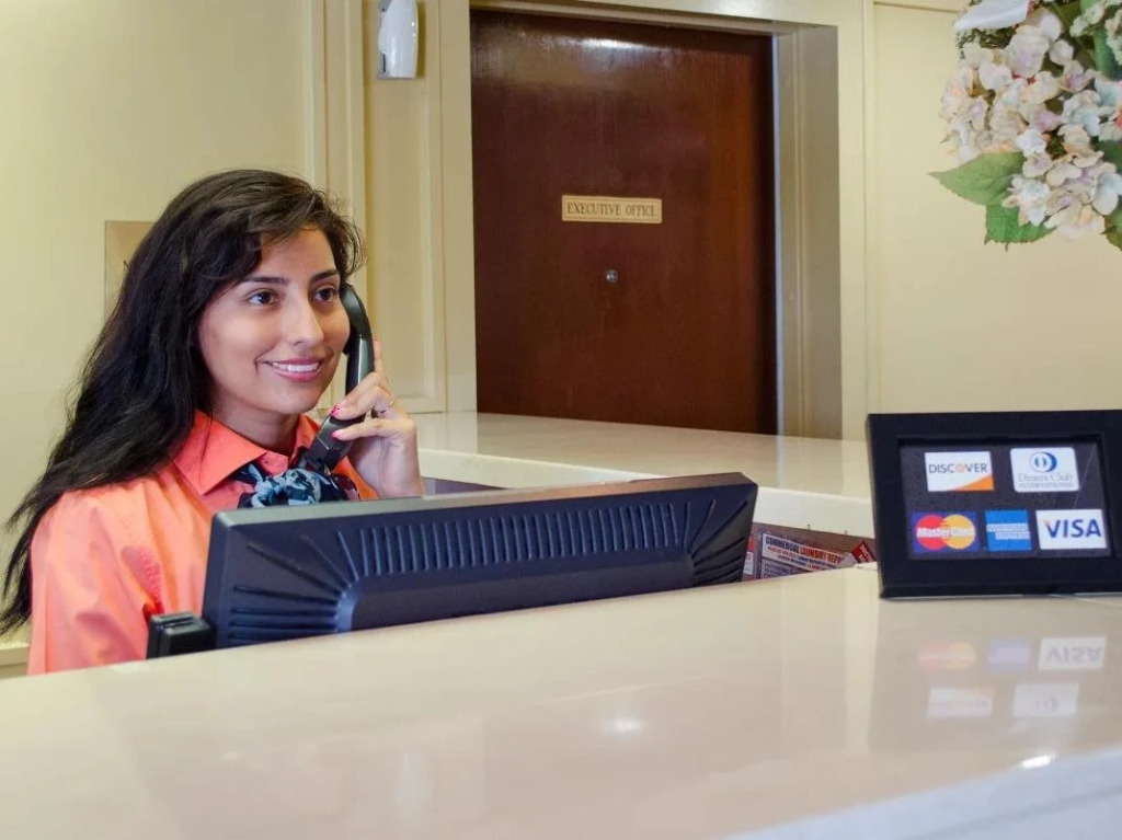B&B HOTEL Orlando International Drive near Universal - Newly Renovated