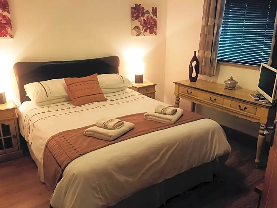 Woodburn Lodges
