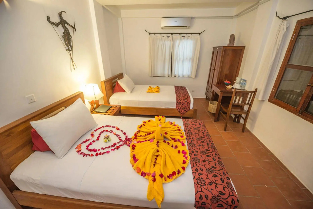 La Noria Hotel