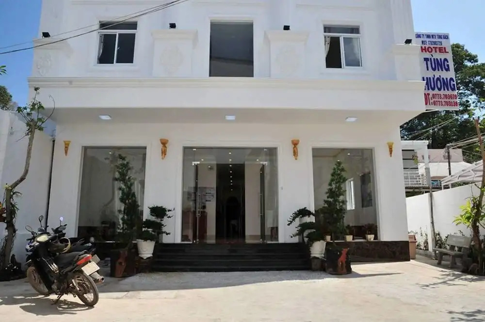 Tung Huong Hotel