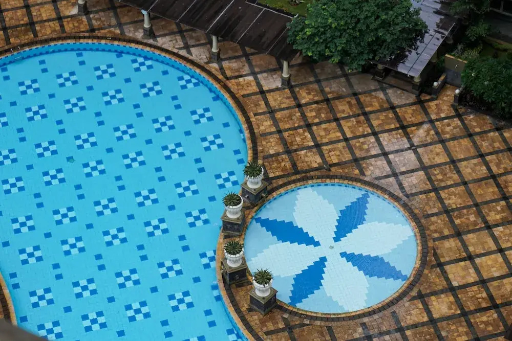 Homey and Warm 2BR Mediterania Palace Apartment