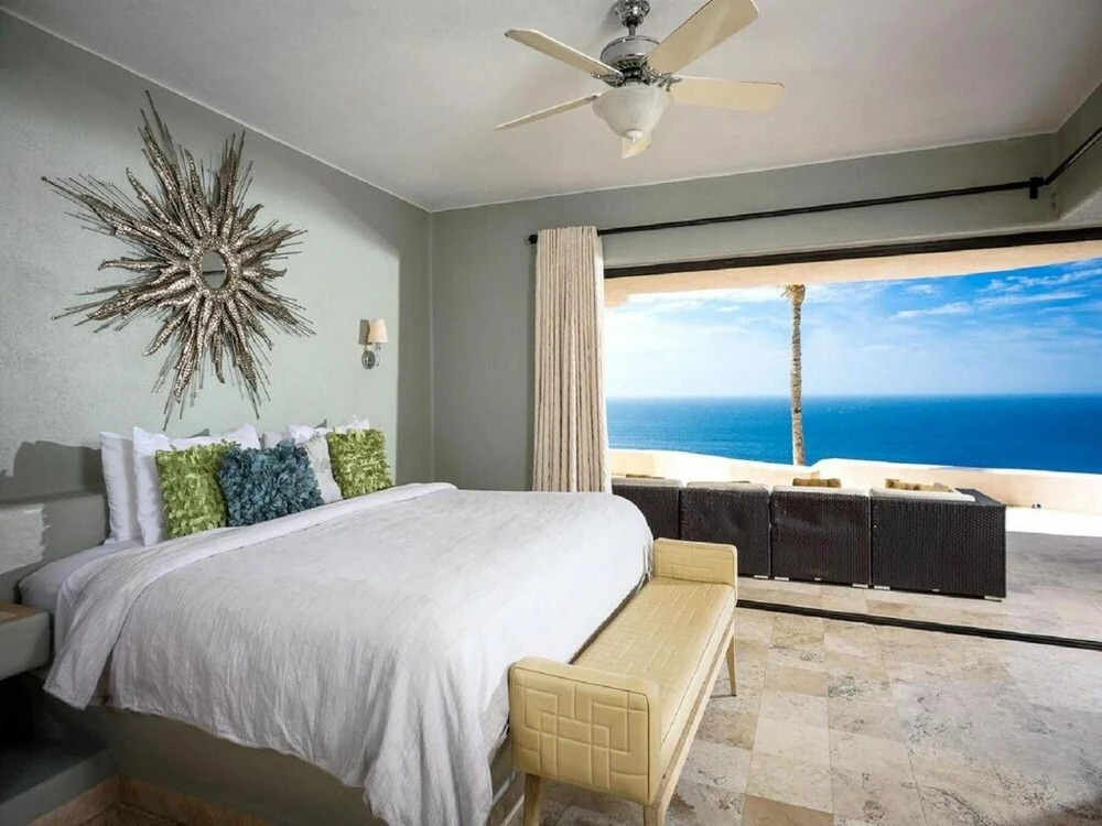 Sunny Vacation Villa 92