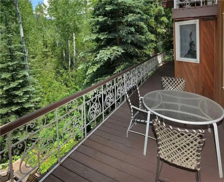 Rockledge Residence 3 Bedrooms 3 Bathrooms Home