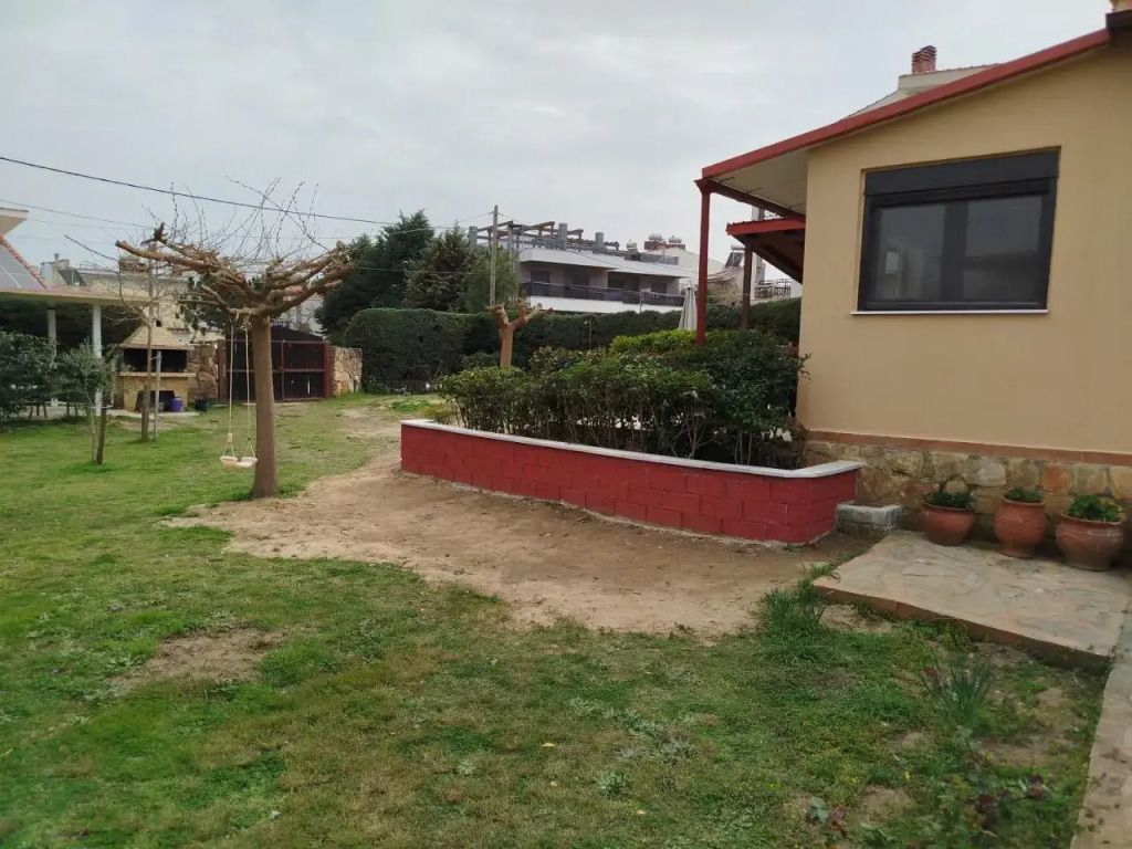 Giorgos Garden House