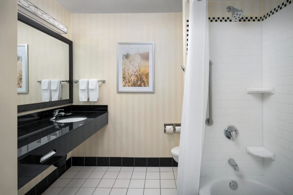 Fairfield by Marriott Tacoma Puyallup