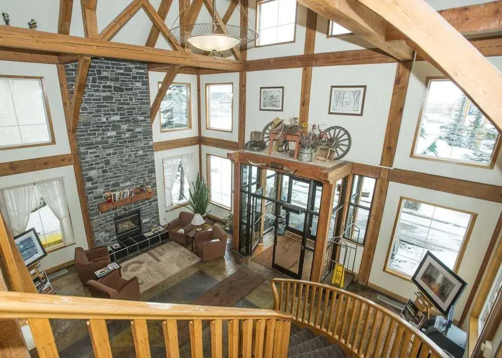 Lakeview Inns & Suites - Okotoks