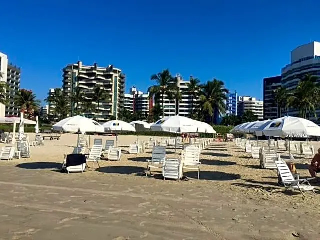 FLAT NA RIVIERA COM VISTA MAR A 150m DA PRAIA NO MÓDULO 06