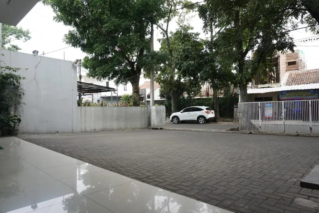 Residences by RedDoorz Syariah @ Buah Batu