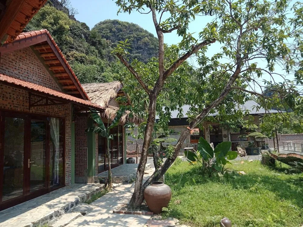 Rustic Houses Tam Coc
