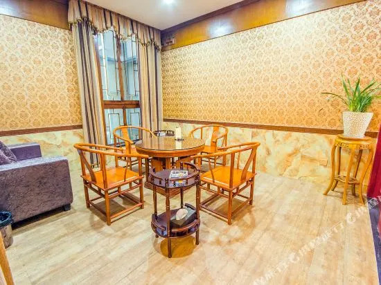 Biancheng Business Hotel Leshan