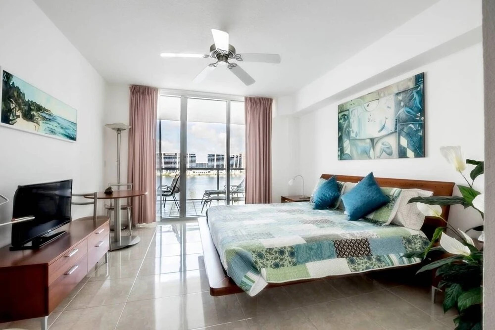 Le Marina Bay 909 - Condo 4 People, Sunny Isles