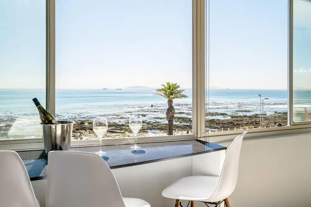 Beautiful Apartment Walking Distance to the Ocean Atlantic Views