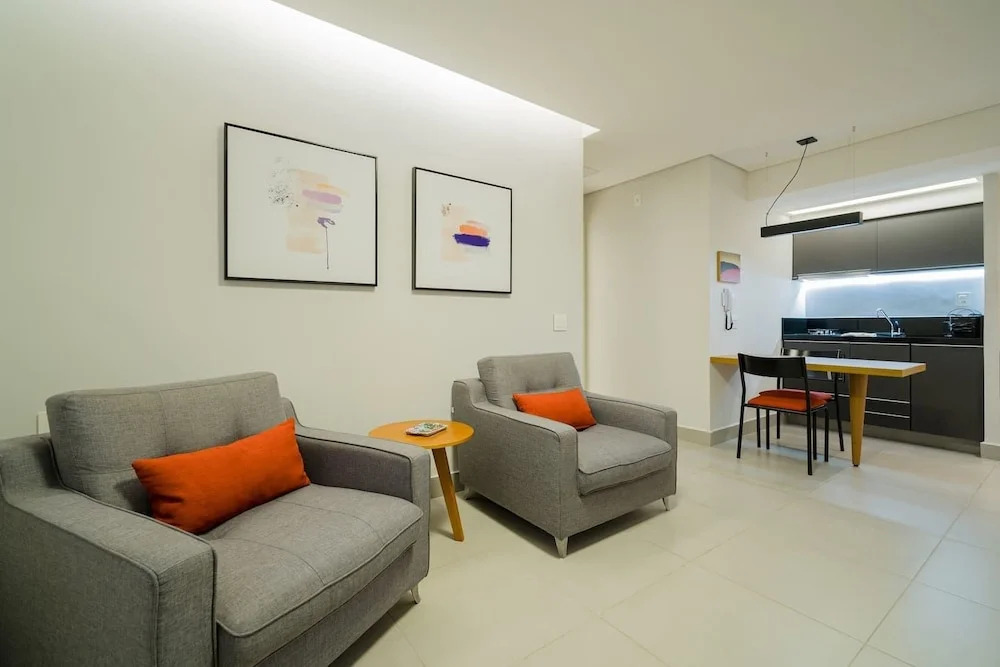 Lr810 Renovado, no Buzz dos Jardins, com Squash!