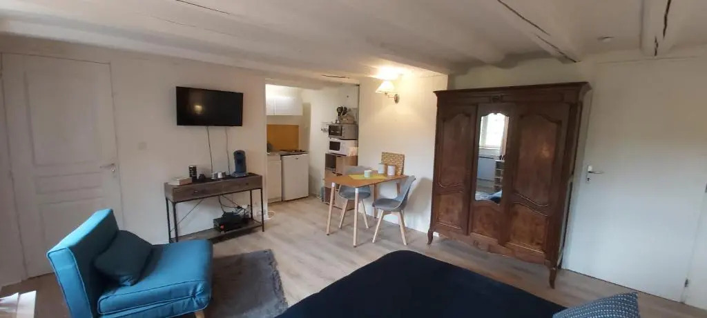 STUDIO - 30 m2 - Centre ville de Bourg en Bresse