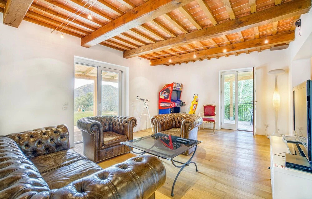 Awesome Home in Gubbio -pg- With 2 Bedrooms and Outdoor Swimming Pool