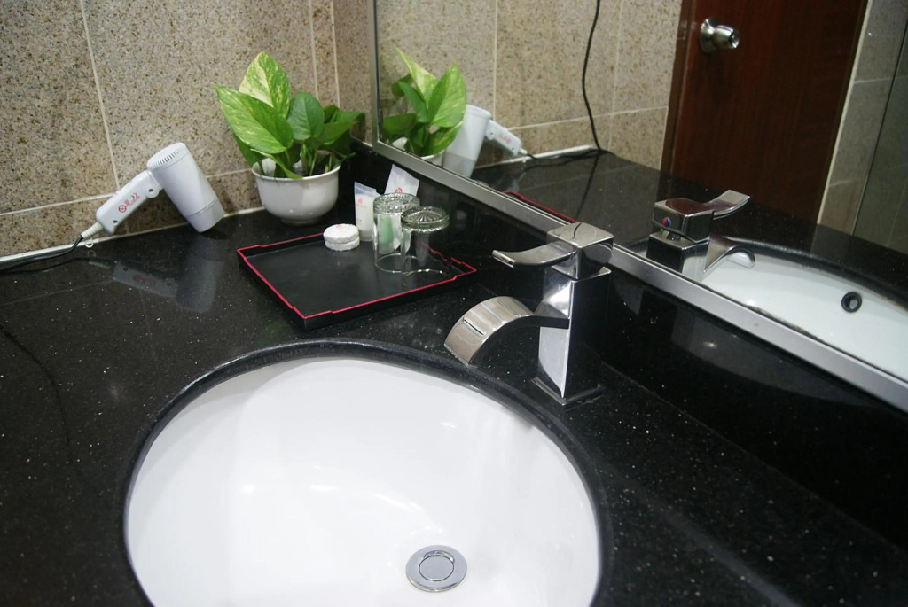Tang Dynasty Bay Hotel Sepanggar