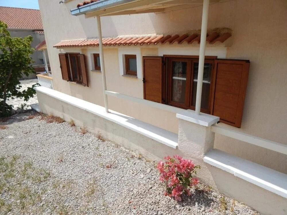 Apartment Lorimar