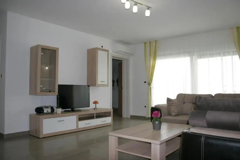 Apartments Maslina