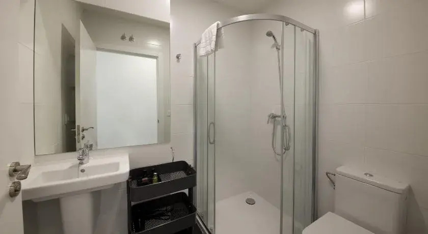 Pensión T5 Donostia Suites