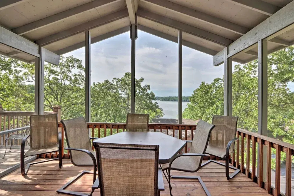 1 Mi to Margaritaville! Cabin w/ Resort Perks