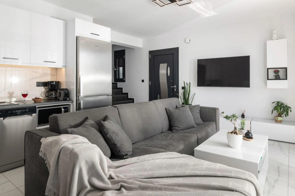 Sun White Villa